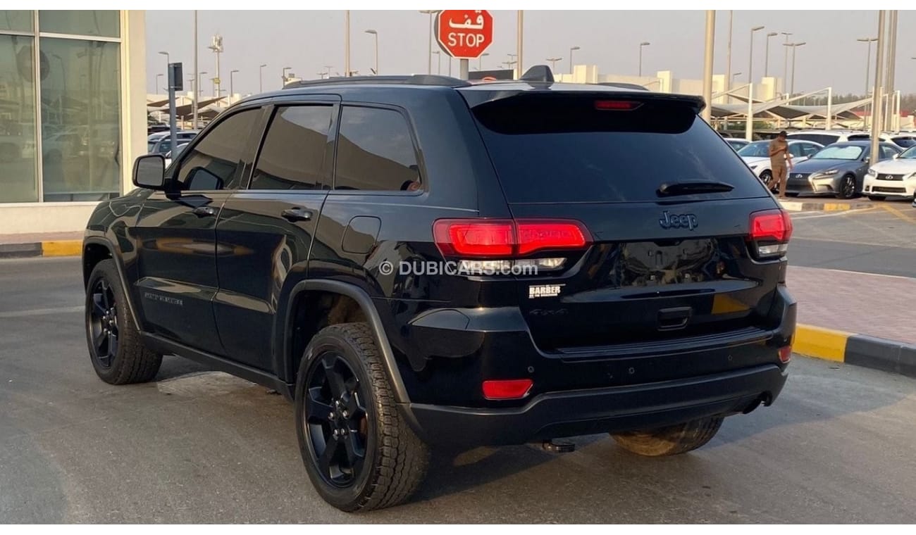 Jeep Grand Cherokee Laredo