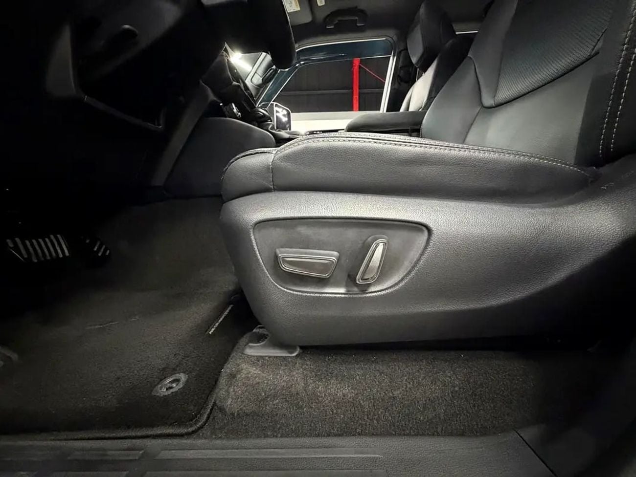 Toyota Prado GXR 2.7L (164 HP) 4WD (7 Seater)