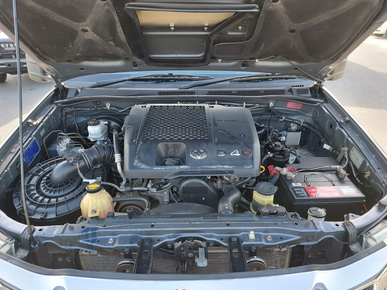 Toyota Hilux TOYOTA HILUX VIGO PICK UP RHD 2014 MODEL 3.0 L DIESEL AUTOMATIC(PM39654)