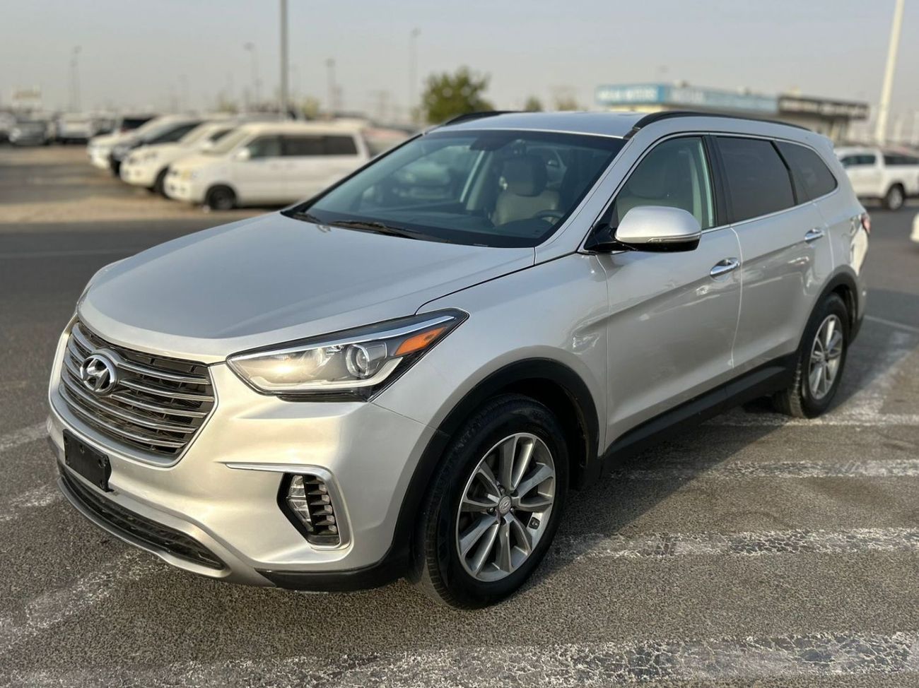 هيونداي سانتا في 2017 Hyundai Santa Fe 4x4 AWD - 3.3L V6 GDi - 7 Leather Seats - Push Start - Big Screen -