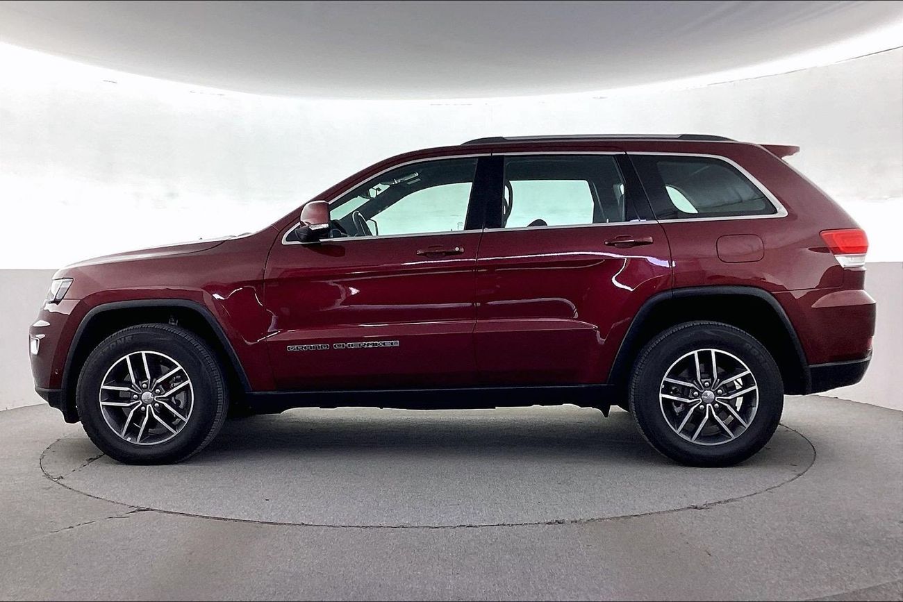 جيب جراند شيروكي Laredo | National Day Celebration | شامل الضمان | 0 ﺪﻔﻋﺓ ﺃﻮﻟﻯ