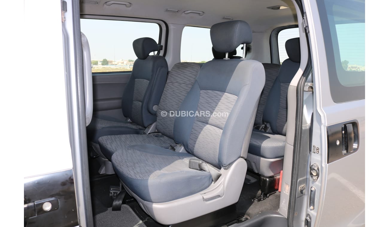 Hyundai H-1 9 SEATER AUTOMATIC PASSENGER VAN