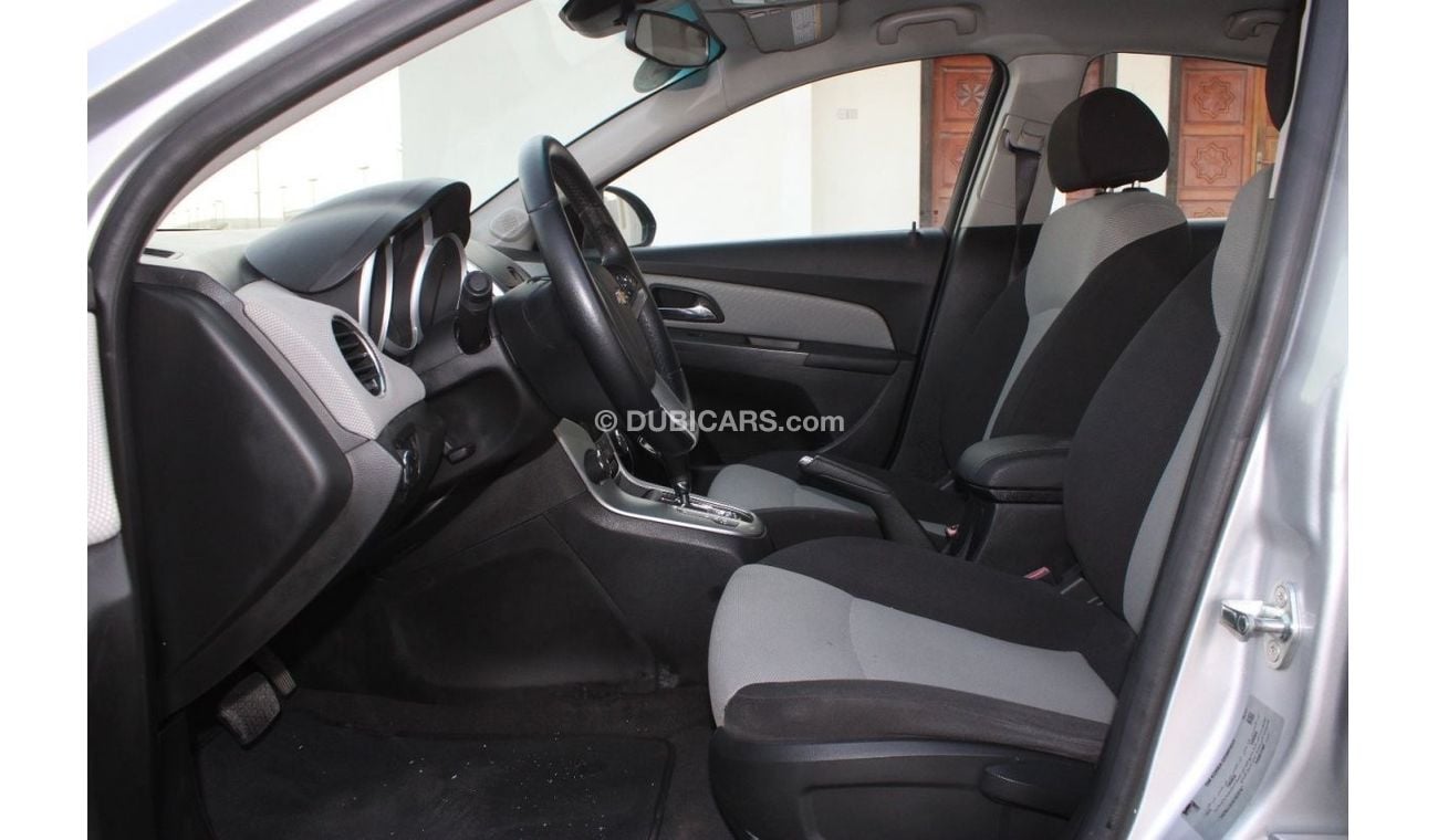 Chevrolet Cruze LS LS Chevrolet Cruze 2017, GCC, in excellent condition, without accidents