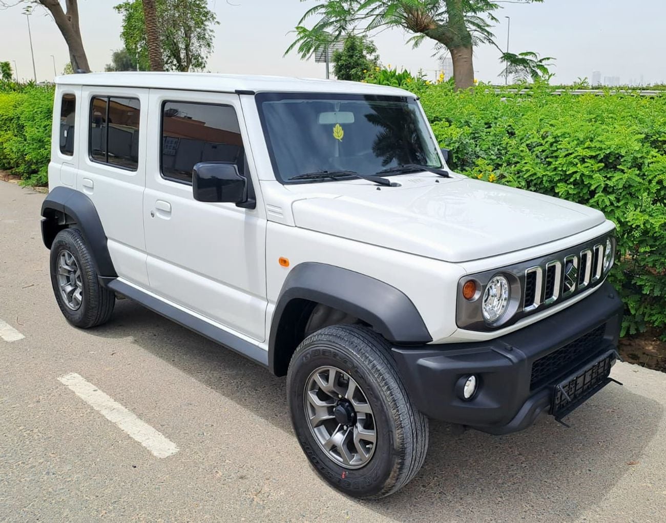 Suzuki Jimny GLX 1.5L (5-Doors) 1090-MONTHLY | 1.5 L | 4WD | GCC | CRUISE CONTROL I GPS I ACCIDENT FREE