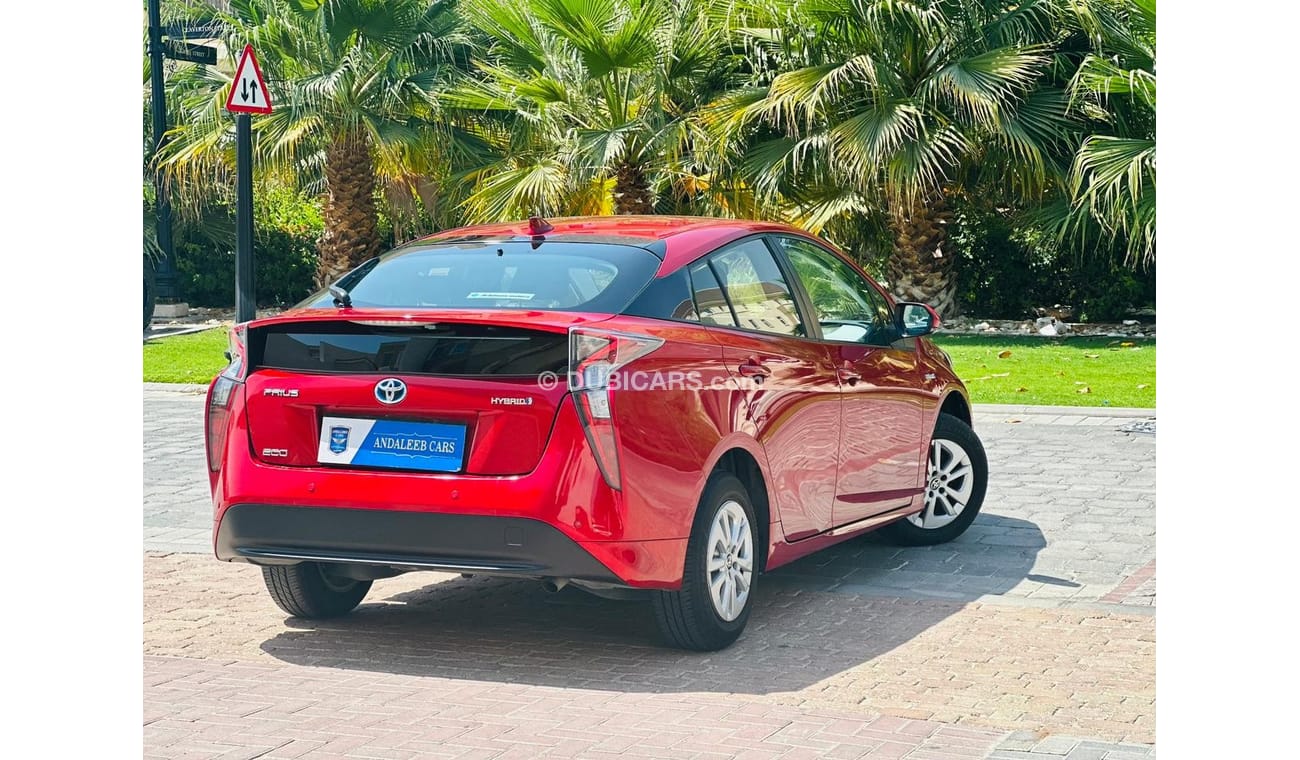 Toyota Prius 880 PM || PRIUS HYBRID ECO 1.8L || GCC || AGENCY MAINTAIN || ORIGINAL PAINT
