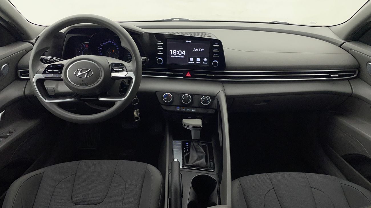 هيونداي إلانترا SMART 1.6 | بدون دفعة مقدمة | اختبار القيادة في المنزل