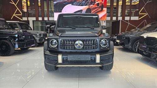 مرسيدس بنز G 63 AMG STD نسخة الجراند اسود مطفي داخلية كاربون فايبر