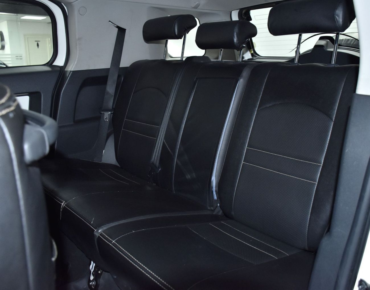 تويوتا إف جي كروزر EXCELLENT DEAL for our Toyota FJ Cruiser GXR ( 2016 Model ) in White Color GCC Specs