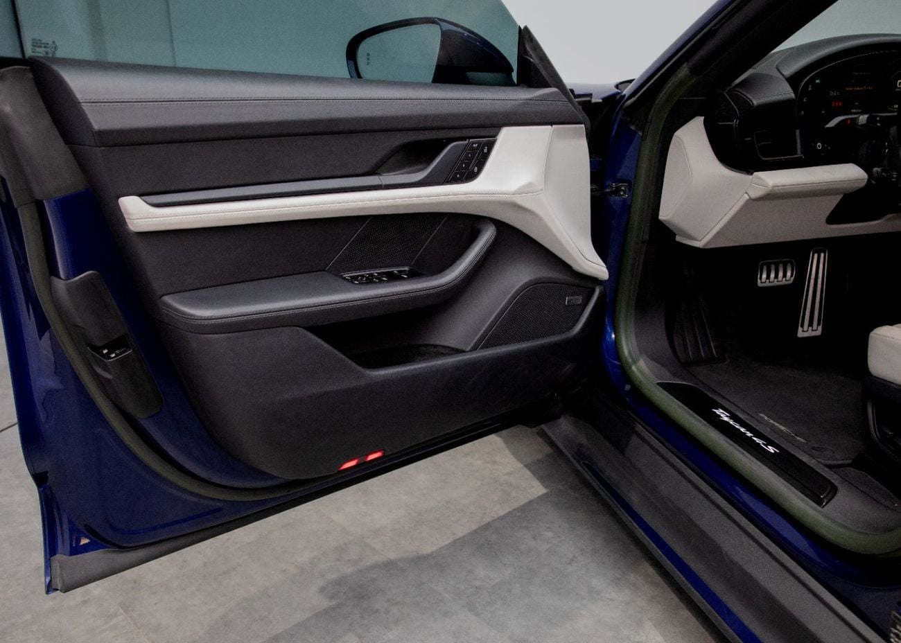 Porsche Taycan 4S