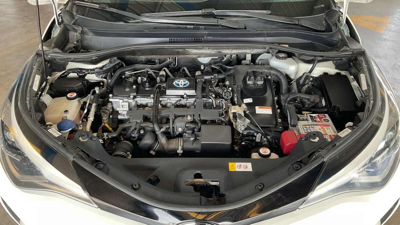 Toyota C-HR VX | Guaranteed Warranty | 0 Down Payment