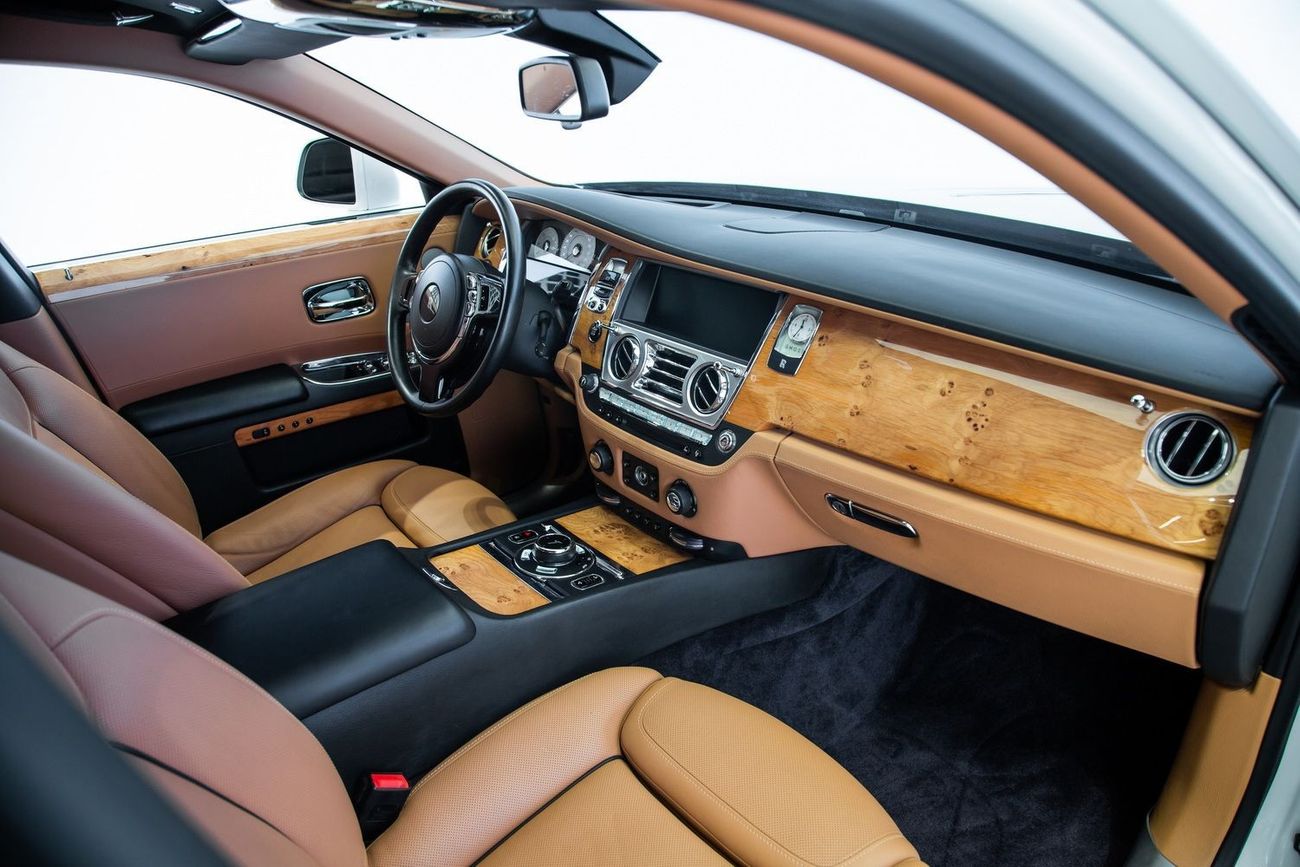 Rolls Royce Ghost Std SERIES 2