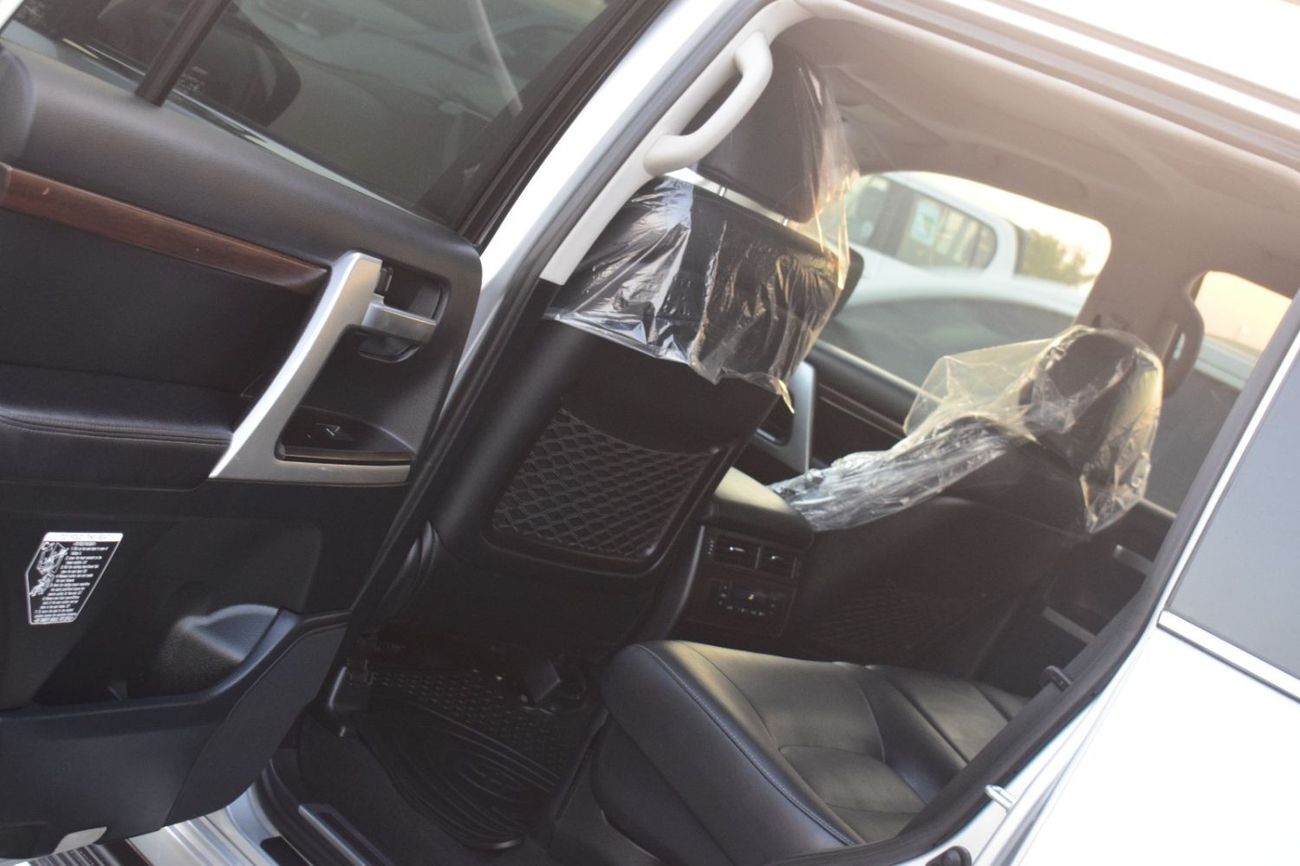 Toyota Land Cruiser 2020 TOYOTA LAND CRUISER V8 FULL OPTION