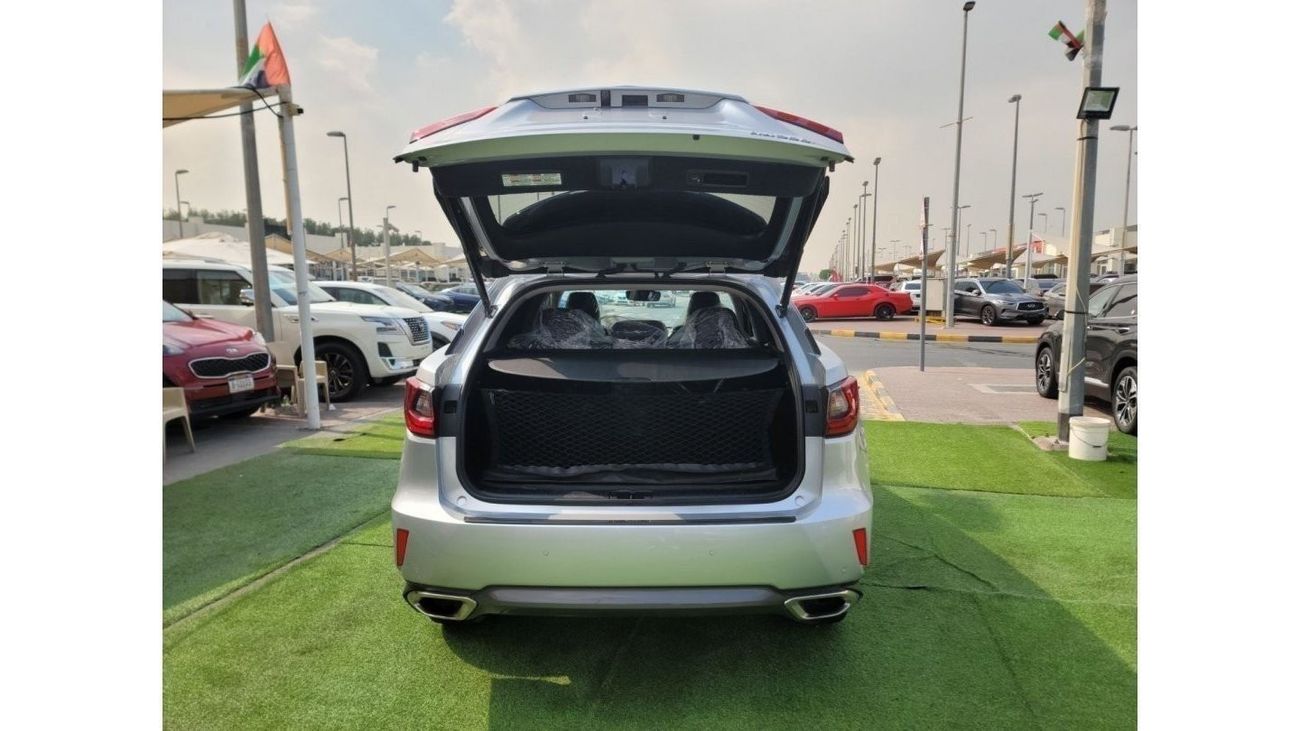 Lexus RX350 Platinum 2018 Lexus RX-350, Metallic Silver Color