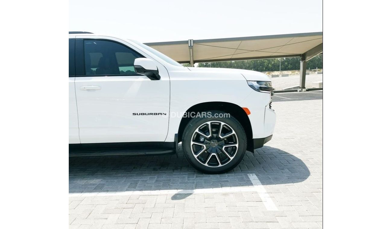 Chevrolet Tahoe Chevrolet Tahoe RST (Suburban) - 2023- White