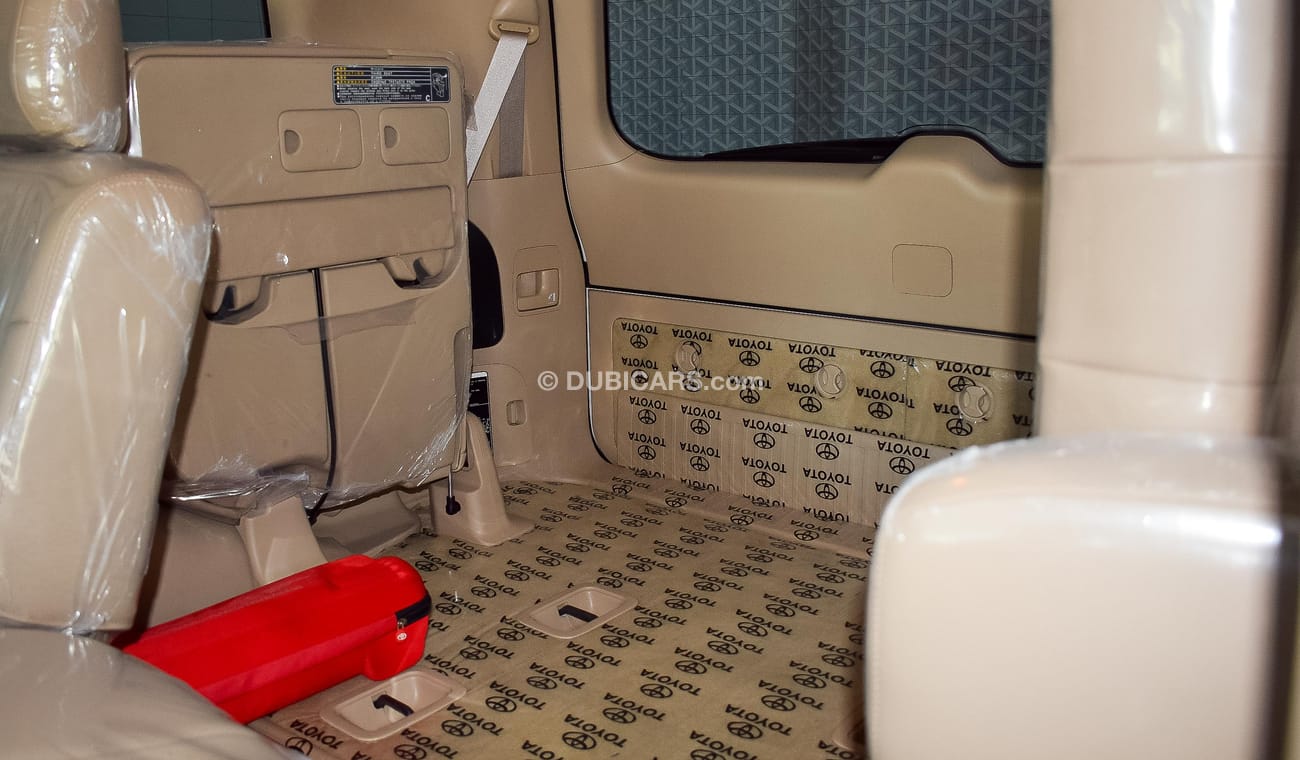 Toyota Land Cruiser VXR V8 5.7