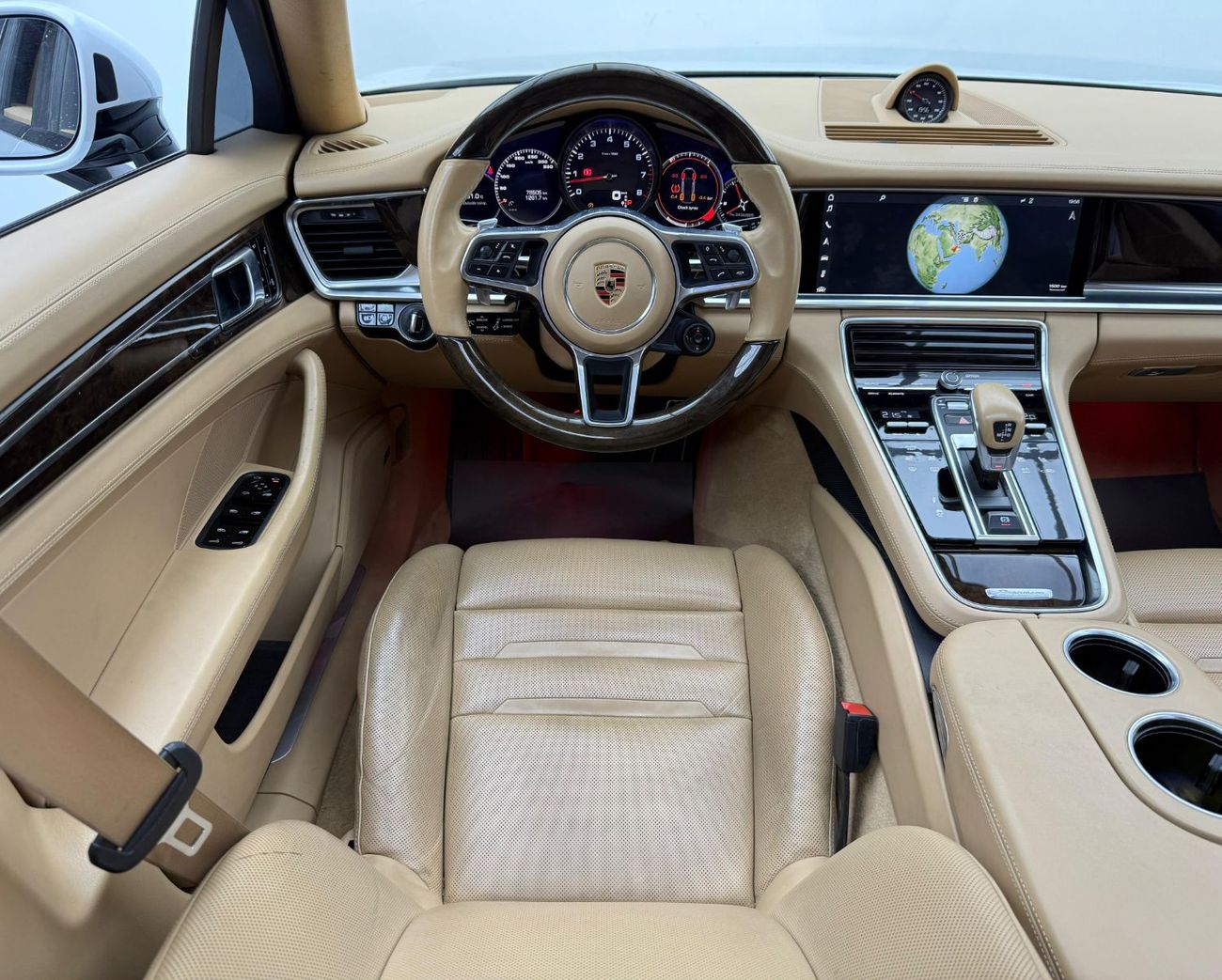 Porsche Panamera 4S 3.0L (434 HP) 2017 Porsche Panamera 4S, Porsche Full Service History, Excellent Condition, GCC