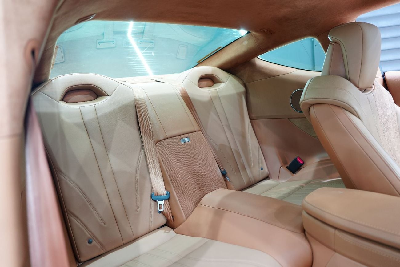 لكزس LC 500 Mark Levinson Audio, Ultra White, Tan Interior, 471 HP V8, GCC Specs!!