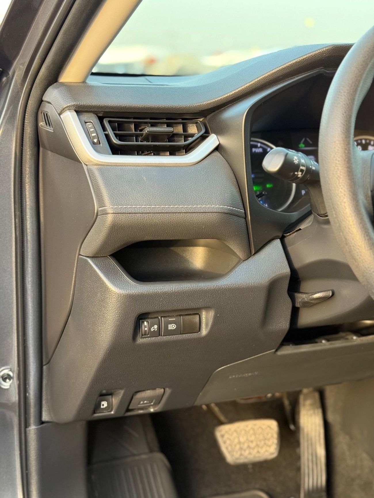 Toyota RAV4 Hybrid XLE 2.5L