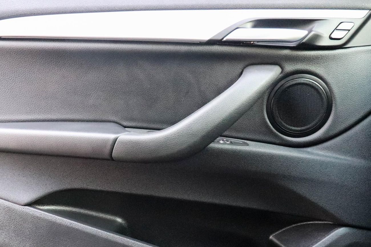 بي أم دبليو X2 F39