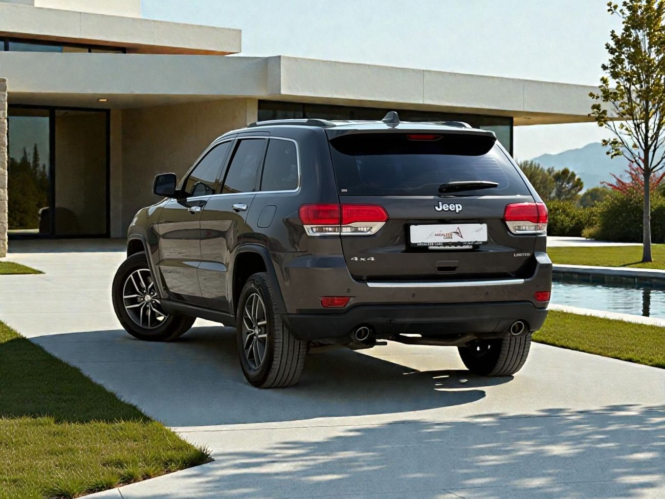 جيب جراند شيروكي Limited 3.6L V6 A/T | 2018 | GCC SPECS | AED 1,500 per month