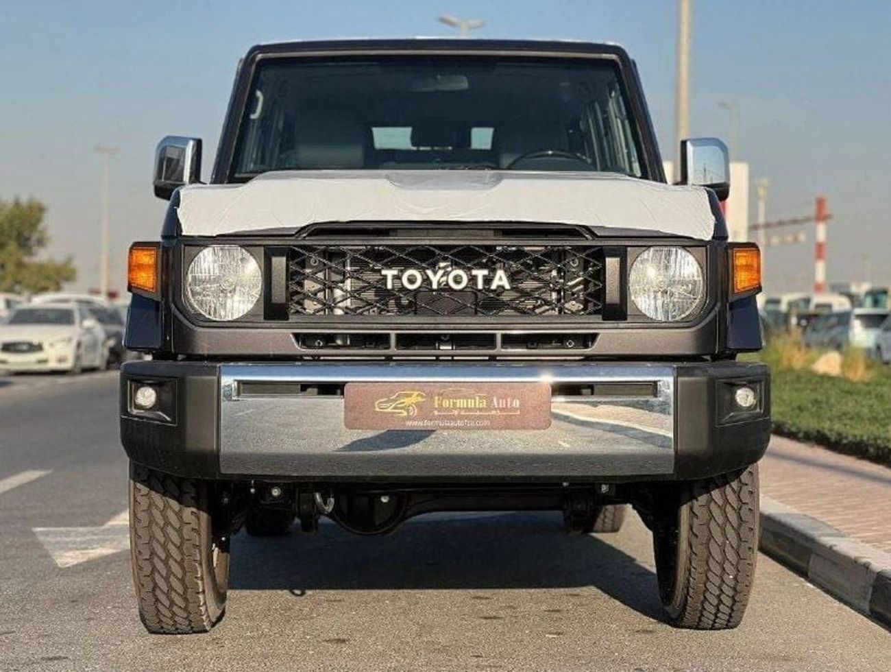 Toyota Land Cruiser 70 LC76 4.0L V6 PTR M/T //2024// STANDER OPTION WITH CRUISE CONTROL , POWER WINDOWS // SPECIAL OFFER //