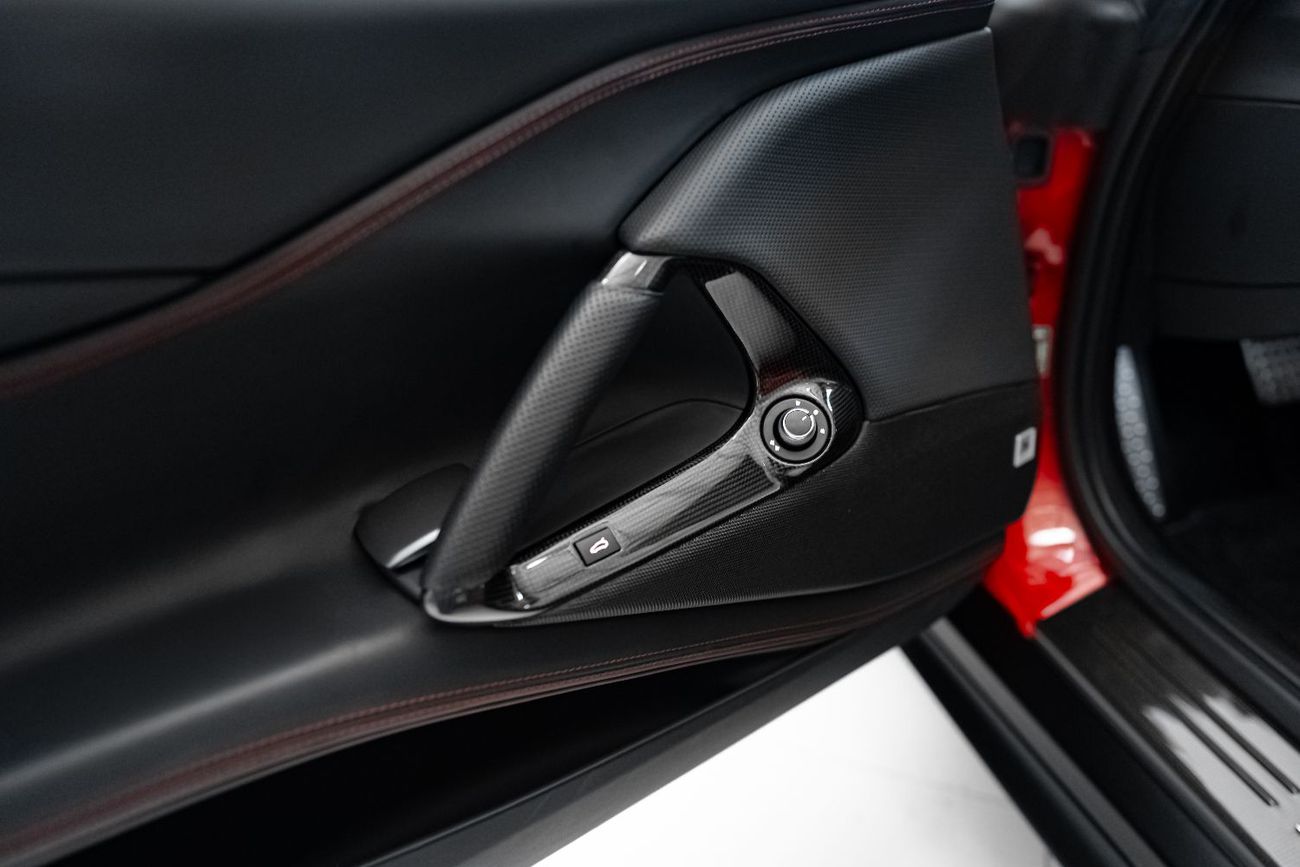 Ferrari 812 GTS 2020 812 GTS | FULL CARBON INT | SUSPENSION LIFTER | PASSENGER DISPLAY