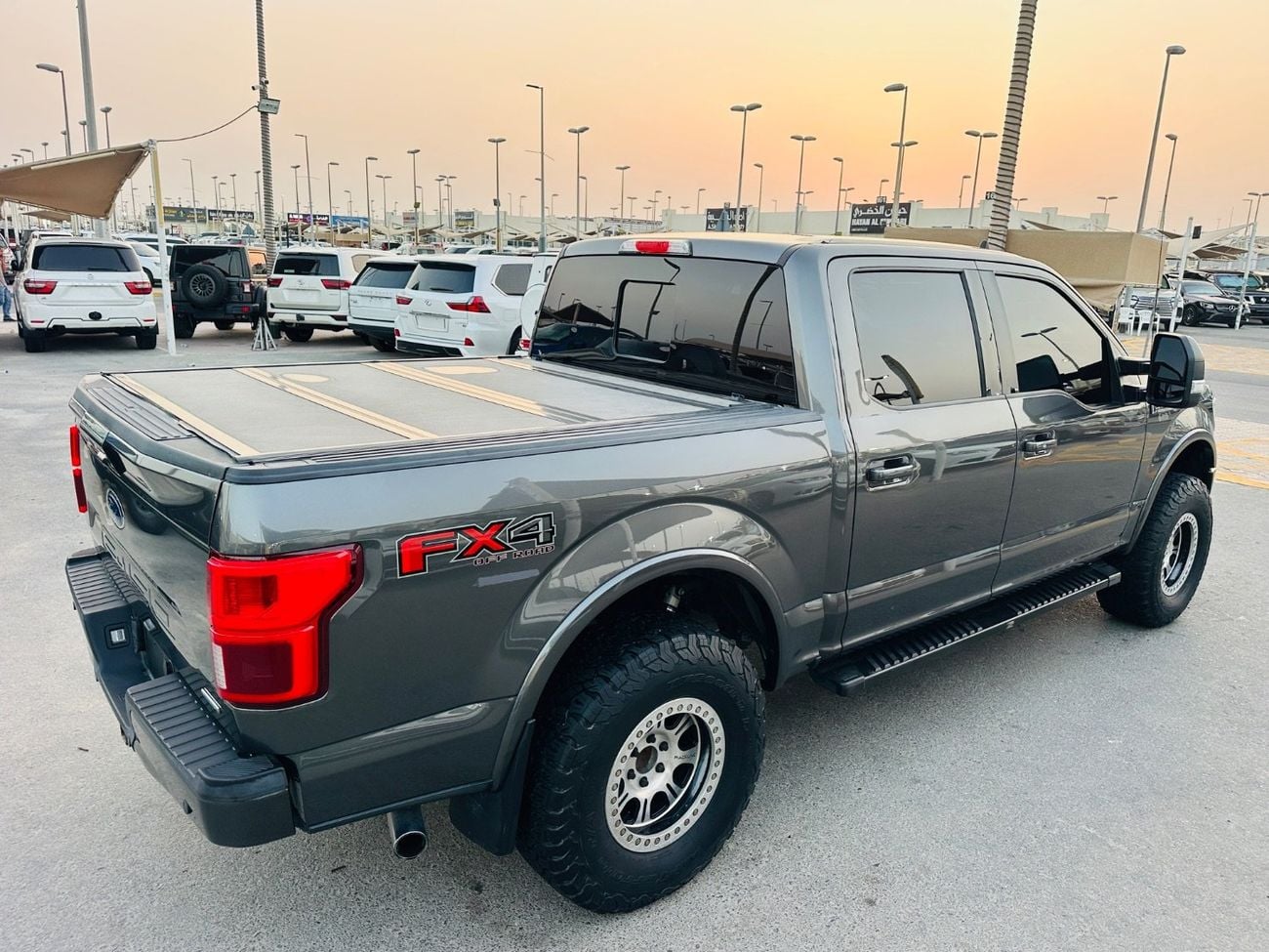 Ford F-150 LARIAT