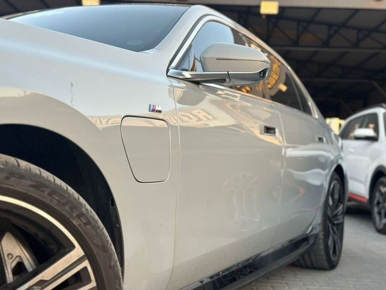 BMW 750Li BMW 750e 2023 - 3.0LT