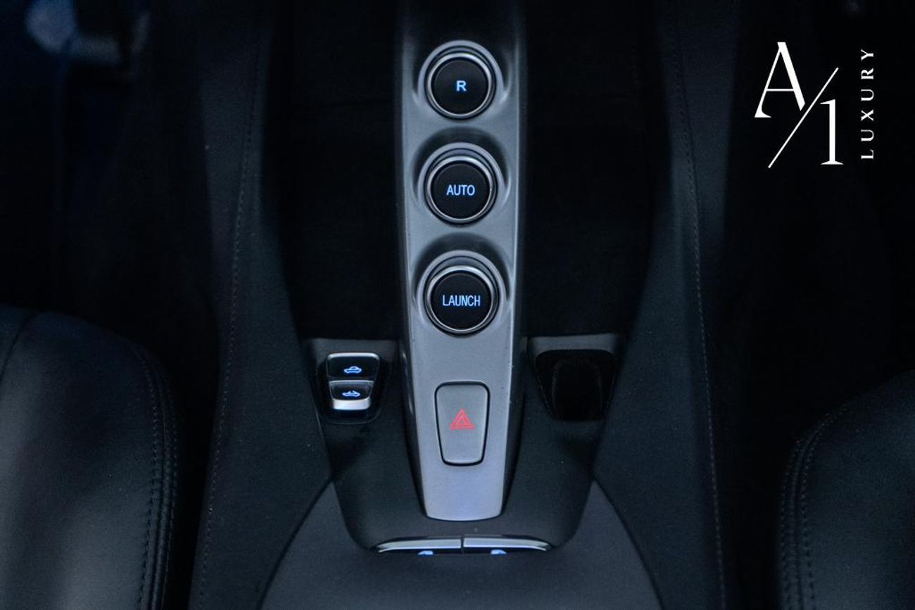 Ferrari Portofino Std 3.9L 2020 Ferrari Portofino, Warranty, Carbon Fiber Package, Nero Daytona WB Exterior, Very Low