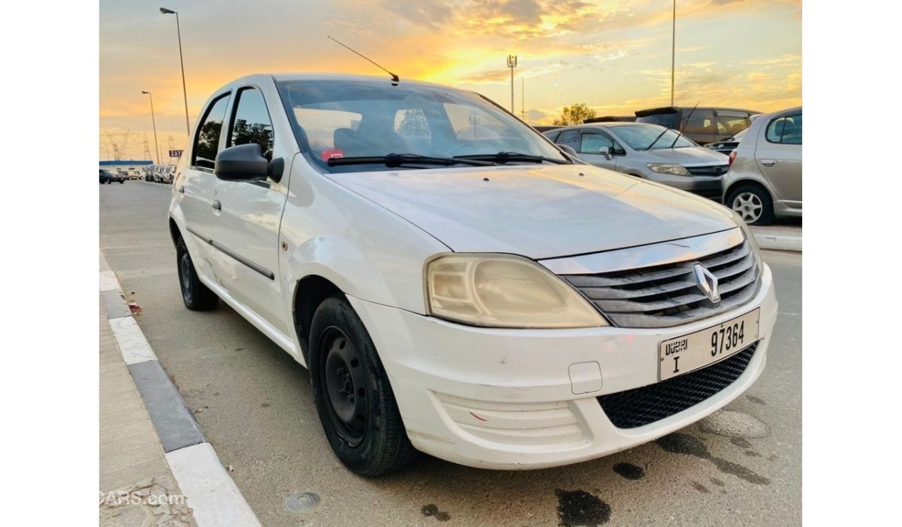 Renault Logan RENAULT LOGAN 1.6 WHITE 2014