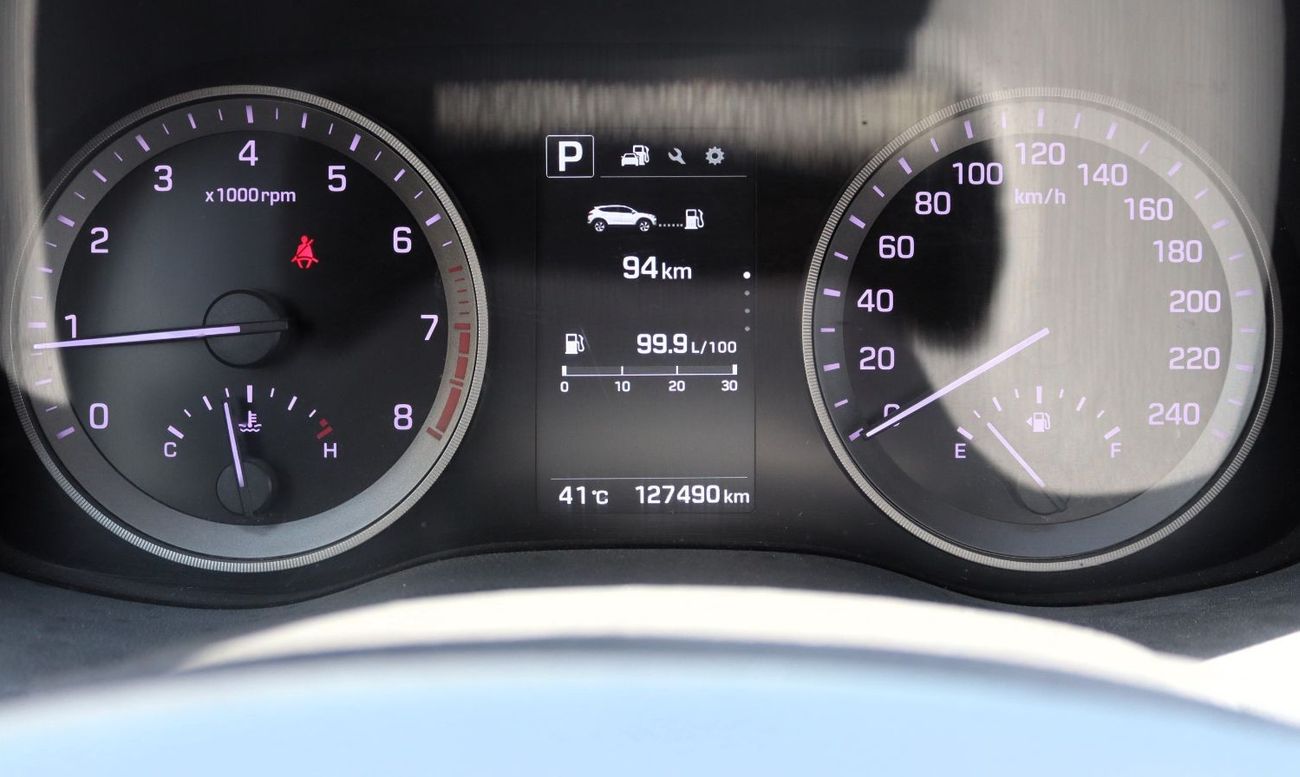 Hyundai Tucson GLS Plus ACCIDENTS FREE - GCC- GTLINE - FULL OPTION - ORIGINAL PAINT - PERFECT CONDITION INSIDE OUT