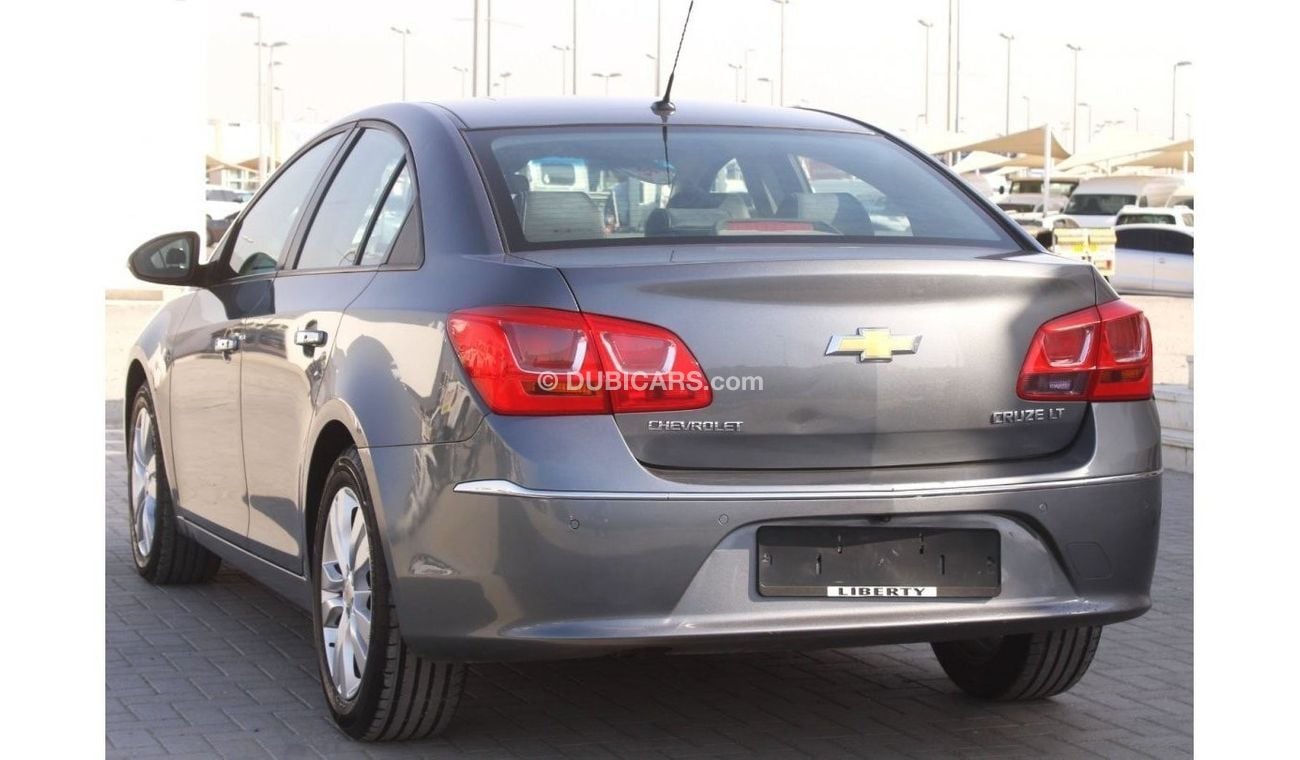 شيفروليه كروز LT شيفرولية كروز 2017 خليجي بحالة ممتازة