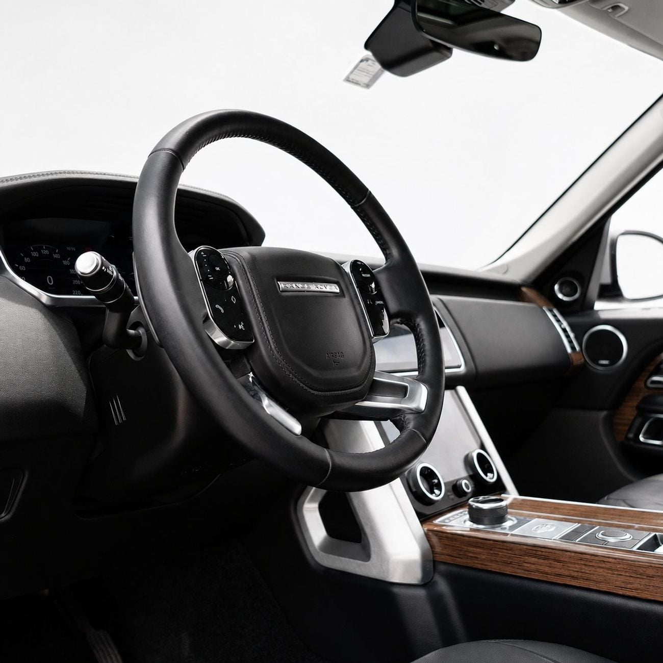 Land Rover Range Rover HSE P400 AED 3,544 P.M • 0% Downpayment • Rover Range Rover HSE • 1 Year Warranty