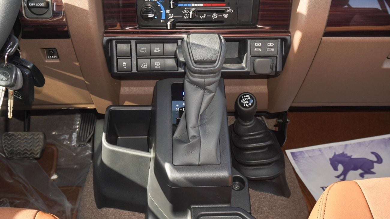 Toyota Land Cruiser 70 LC76 LX LX 2.8L Diesel A/T