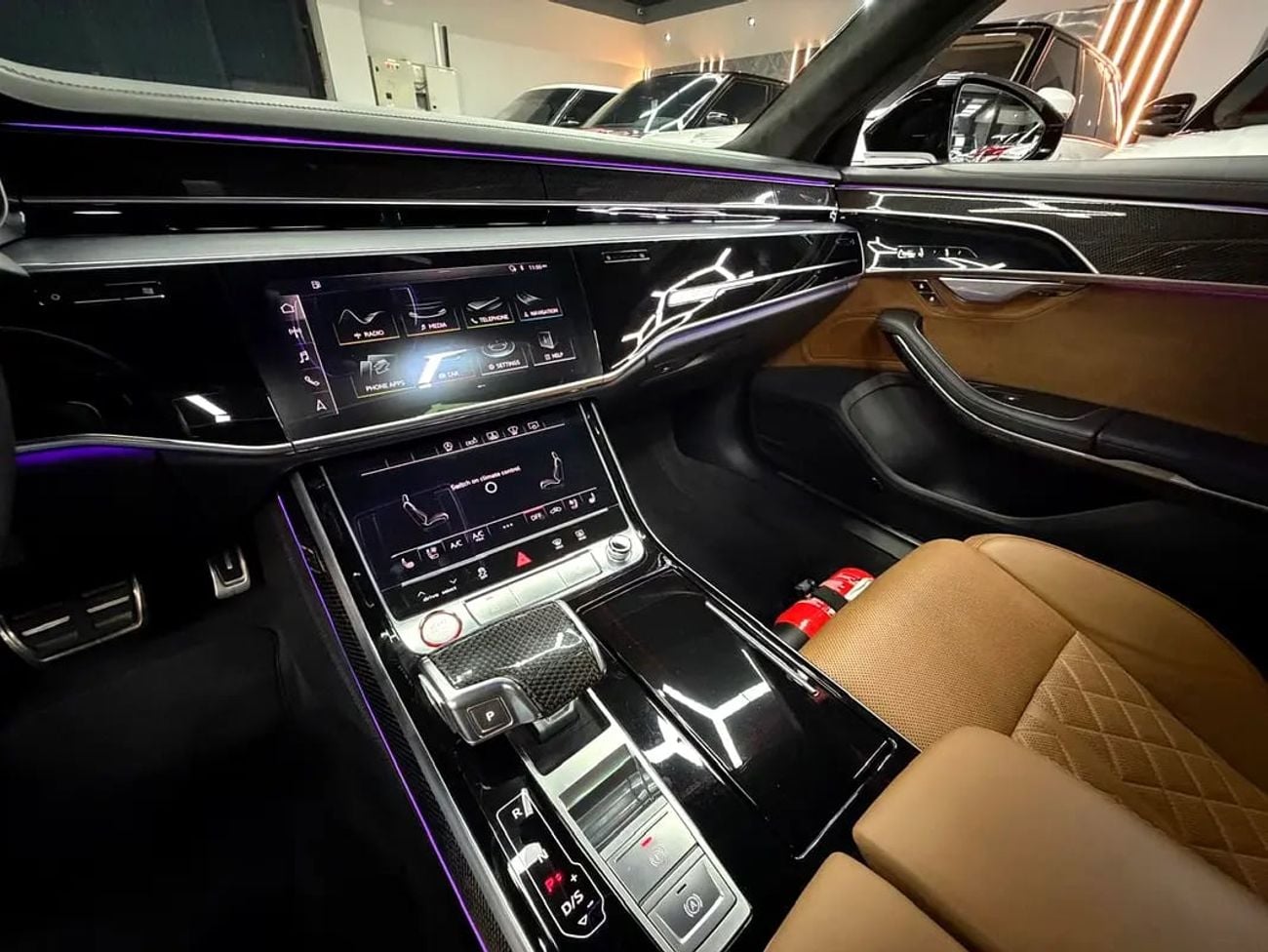 Audi S8 TFSI quattro 4.0L