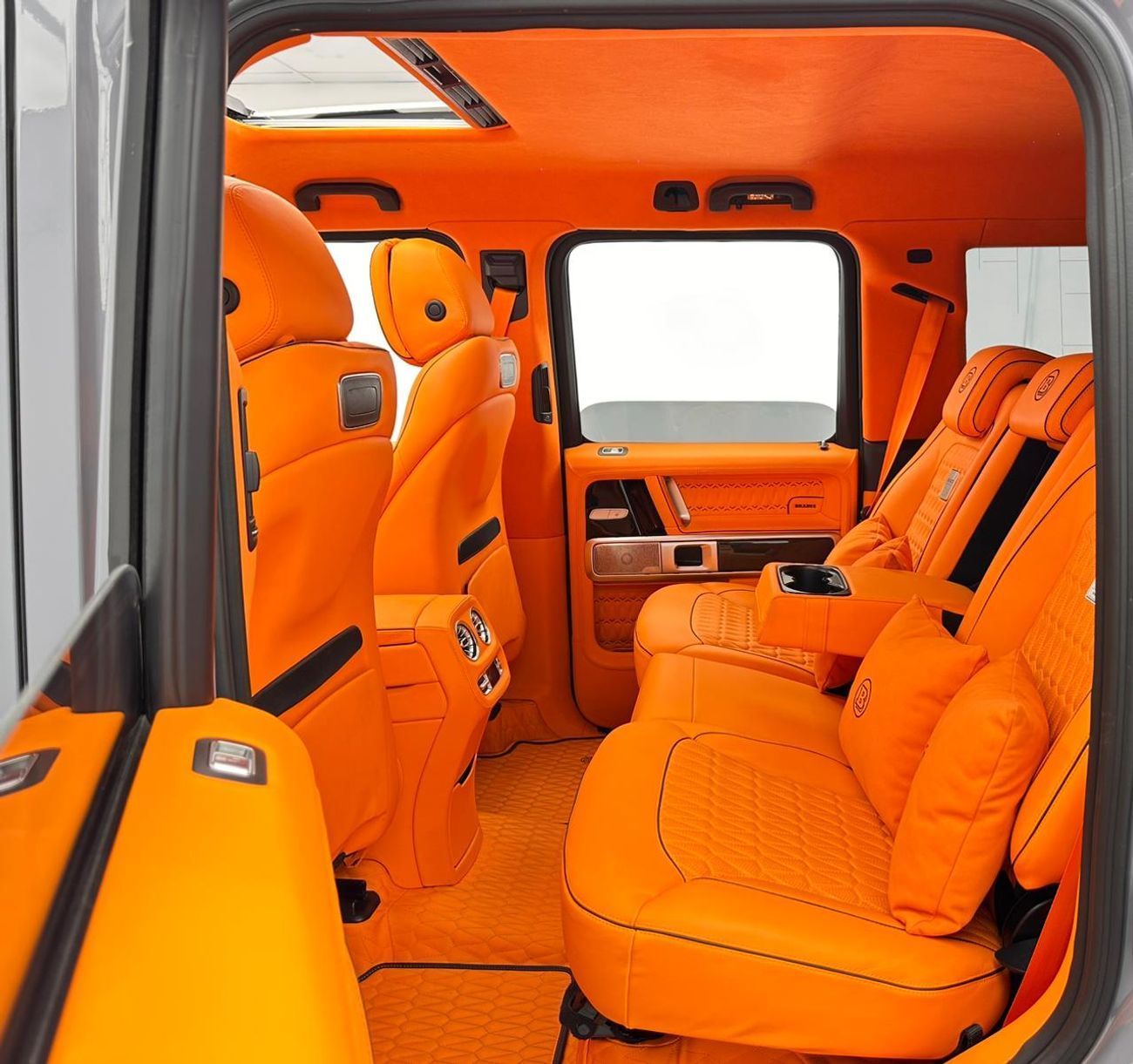 Mercedes-Benz G 63 AMG 2024 Mercedes Benz Brabus G900 Kit Rocket Edition, 1 Year Warranty Unlimited KM, Full Service Histor