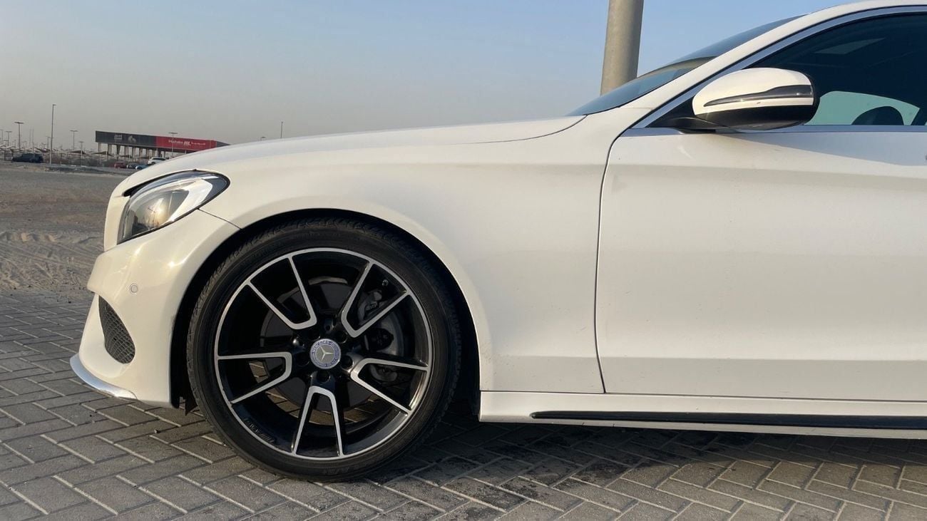 مرسيدس بنز C 300 Std 2.0L (241 HP)