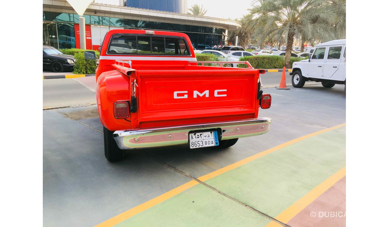 GMC Sierra