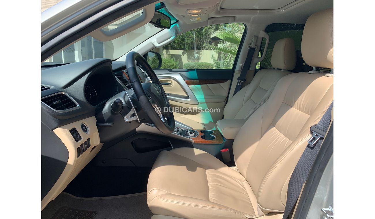 Mitsubishi Montero TOP SPEC - GLS Premium