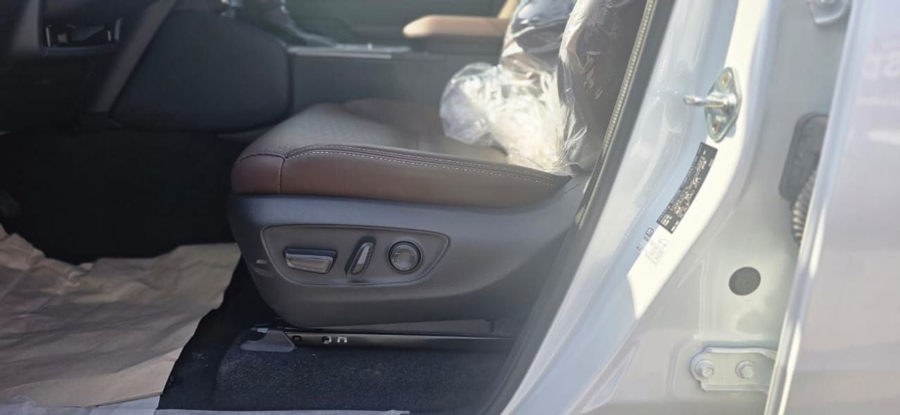 Toyota Prado TOYOTA PRADO 2.7 PETROL A/T FULL OPTION