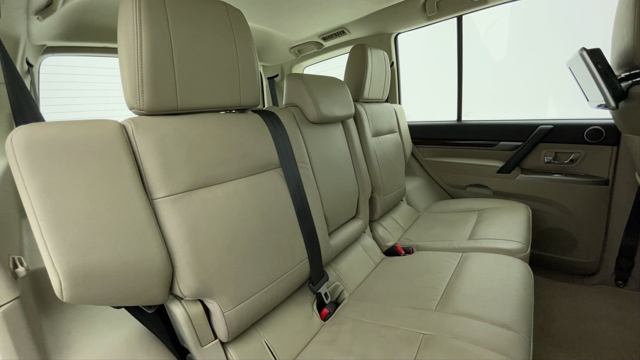 Mitsubishi Pajero GLS HIGHLINE 3 | Zero Down Payment | Free Home Test Drive