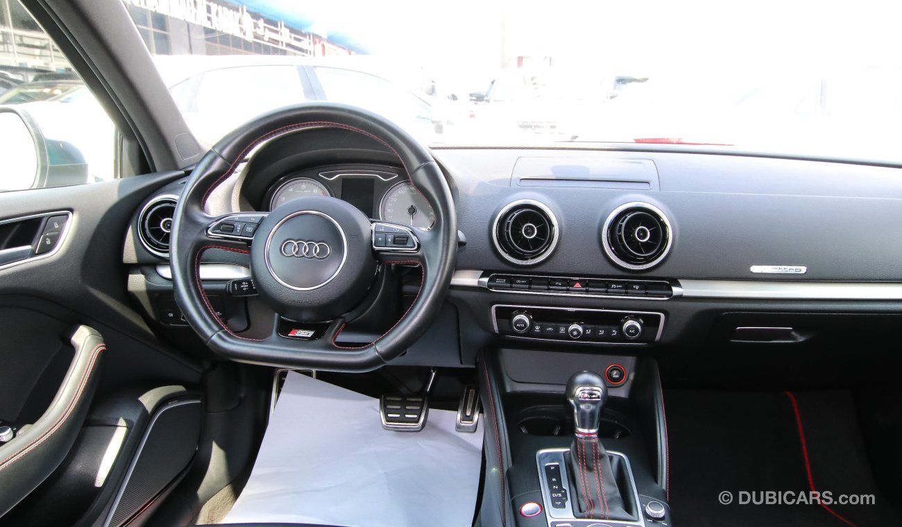Audi S3 quattro