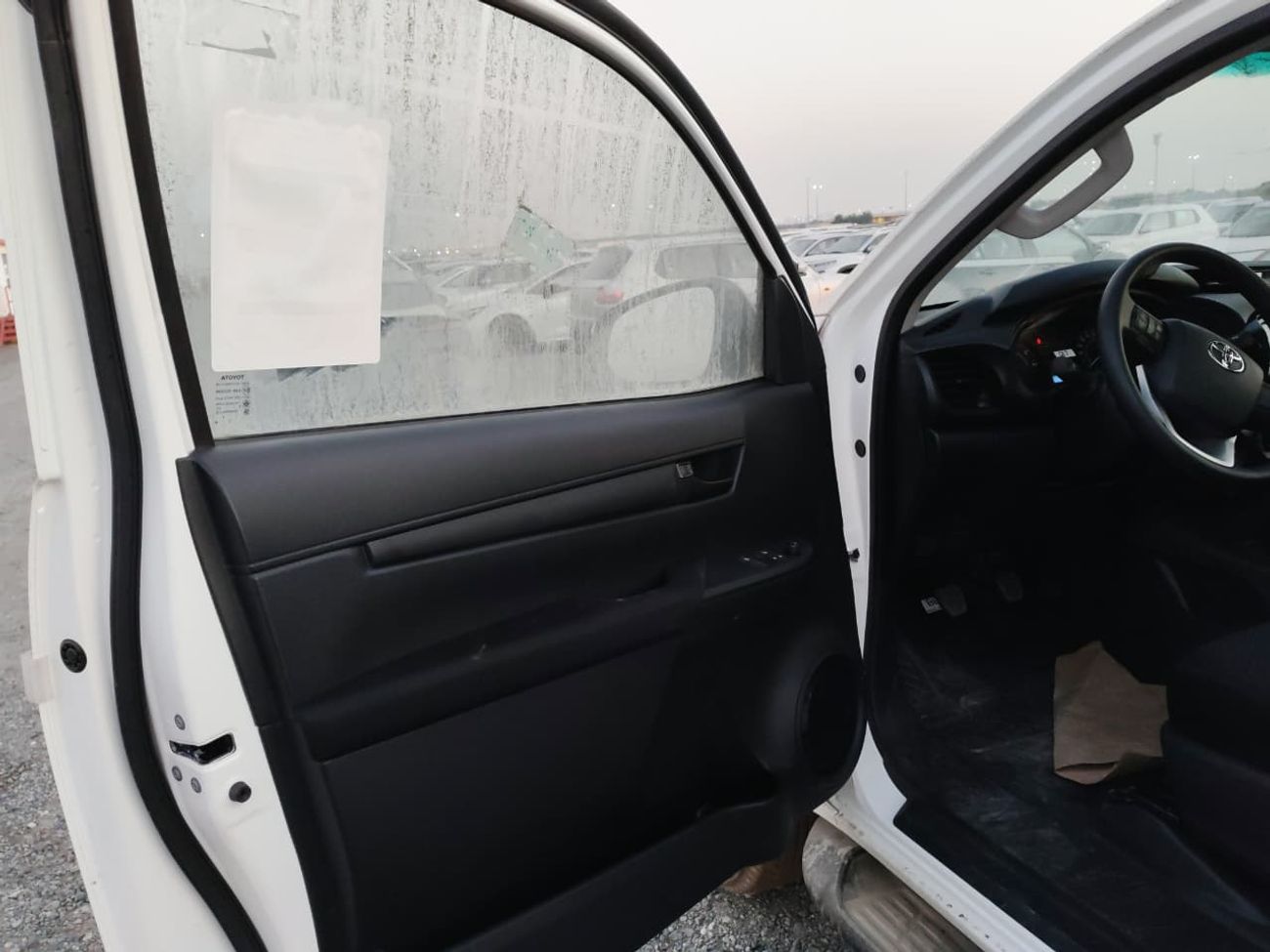 تويوتا هيلوكس 2026 Toyota Hilux DLX Single Cabin 3-Seater 2.4L 4-Cyl Diesel M/T 4x4 Only For Export