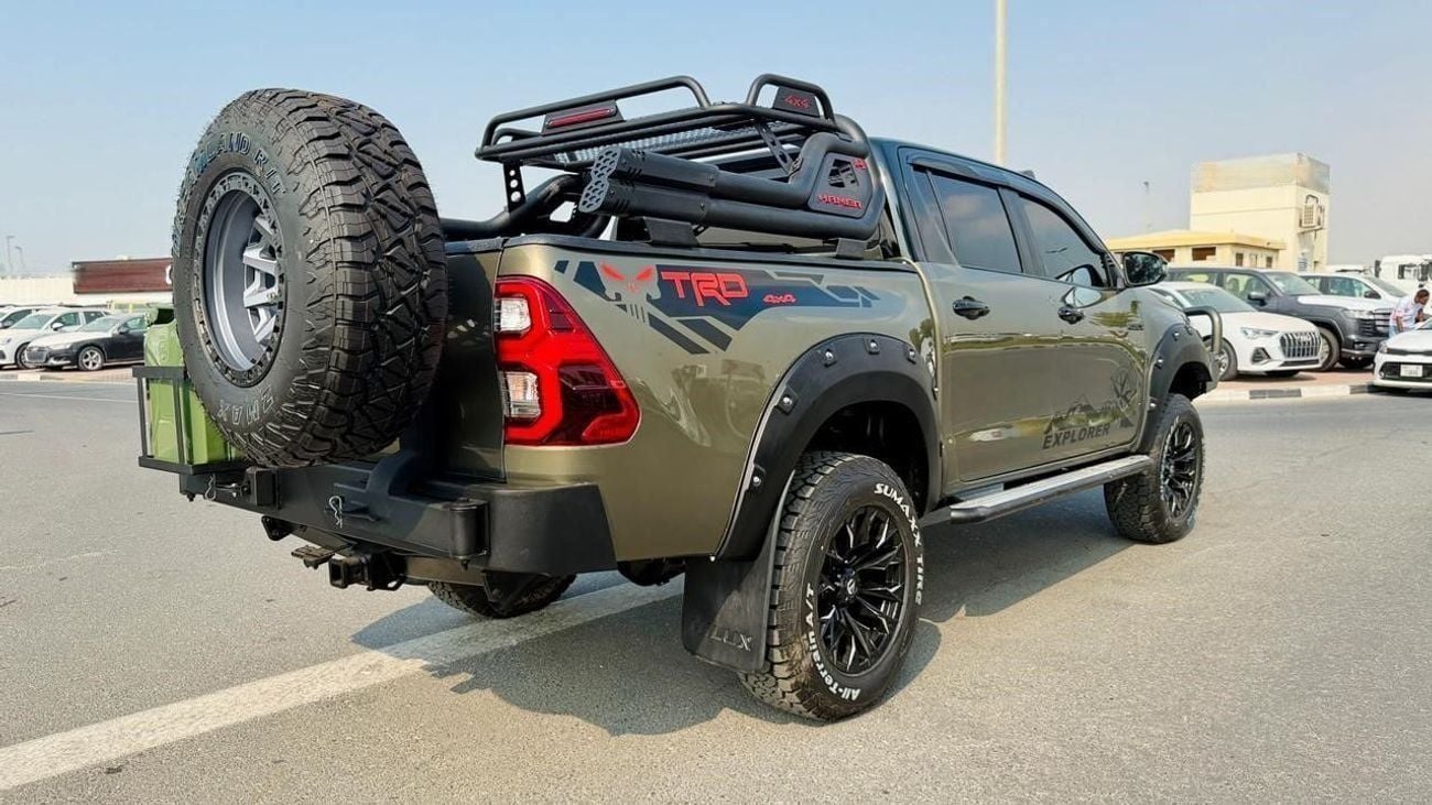 تويوتا هيلوكس 2019 | 2.8L DIESEL | AUTOMATIC TRANSMISSION | RIGHT-HAND-DRIVE | HEAVY 4X4 SPORTS BAR WITH BASKET |