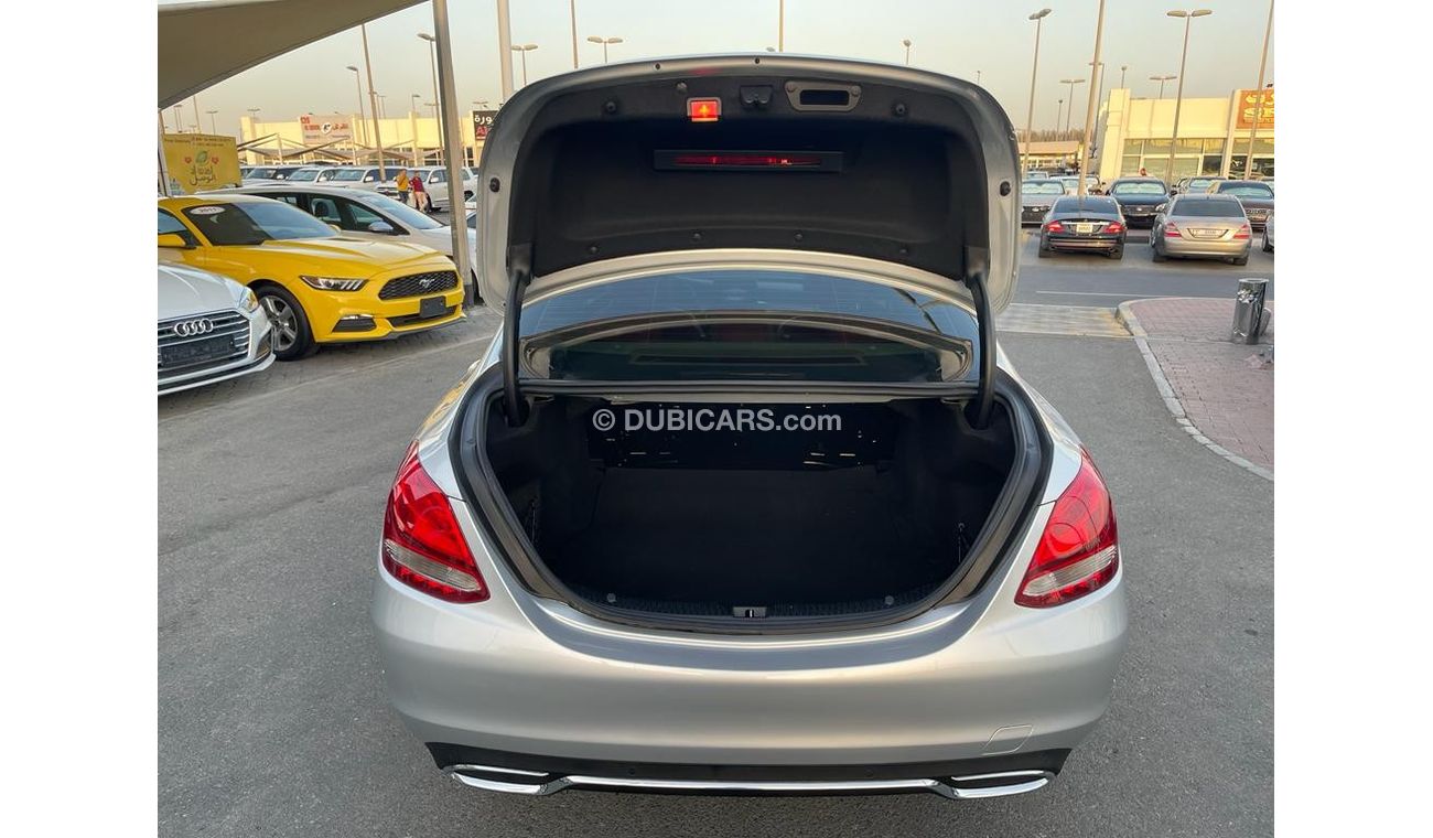 Mercedes Benz C200 Std Mercedes C200_Gcc_2015_Excellent_Condition _Full option