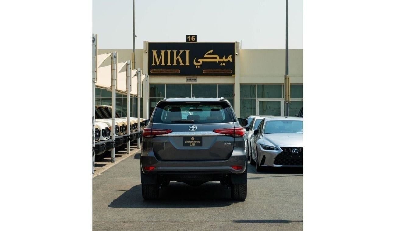 Toyota Fortuner SR5 Full Option | 2.4 | v4 | Diesel | Export **
