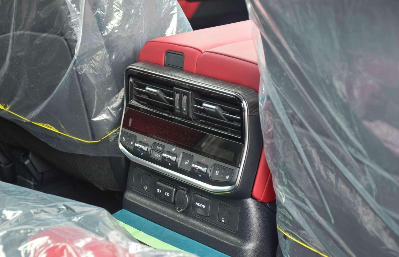 تويوتا لاند كروزر GR SPORT 3.5L 4WD PETROL SUV 2026