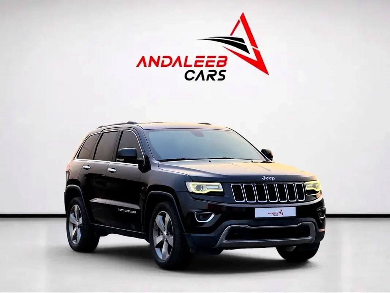 جيب جراند شيروكي ليميتد | 5.7L V8 HEMI | 360 HP | 4WD | GCC