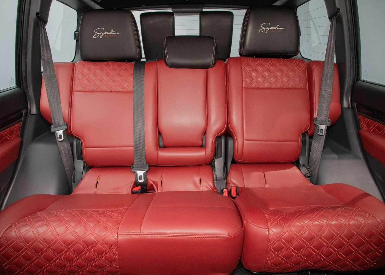 Mitsubishi Pajero Signature Edition