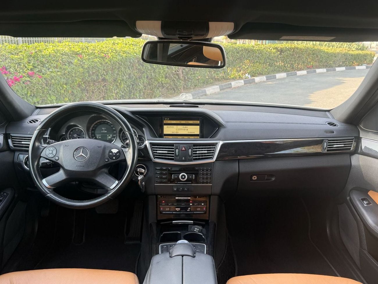 مرسيدس بنز E300 AVANTGARDE SPORT